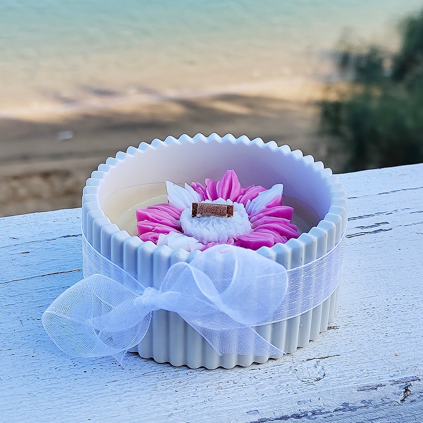 Vela flor/corazón en tarro cerámica